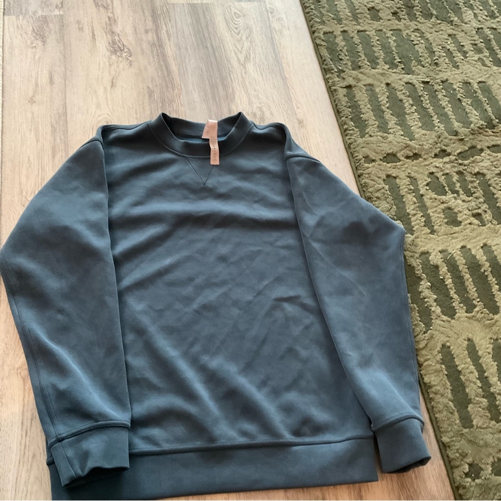 Lululemn crew neck sweater Sze 6